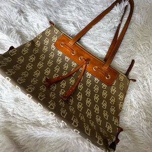 Dooney & Bourke Signature Canvas Tote Purse